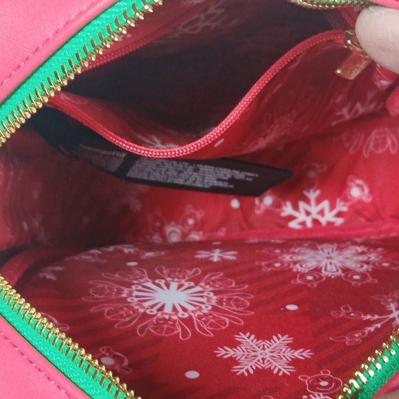 Loungefly Santa Winnie The Pooh & Piglet Christmas Crossbody Bag Coin Purse - Picture 9 of 12